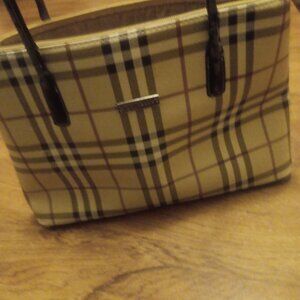 A purse vintage